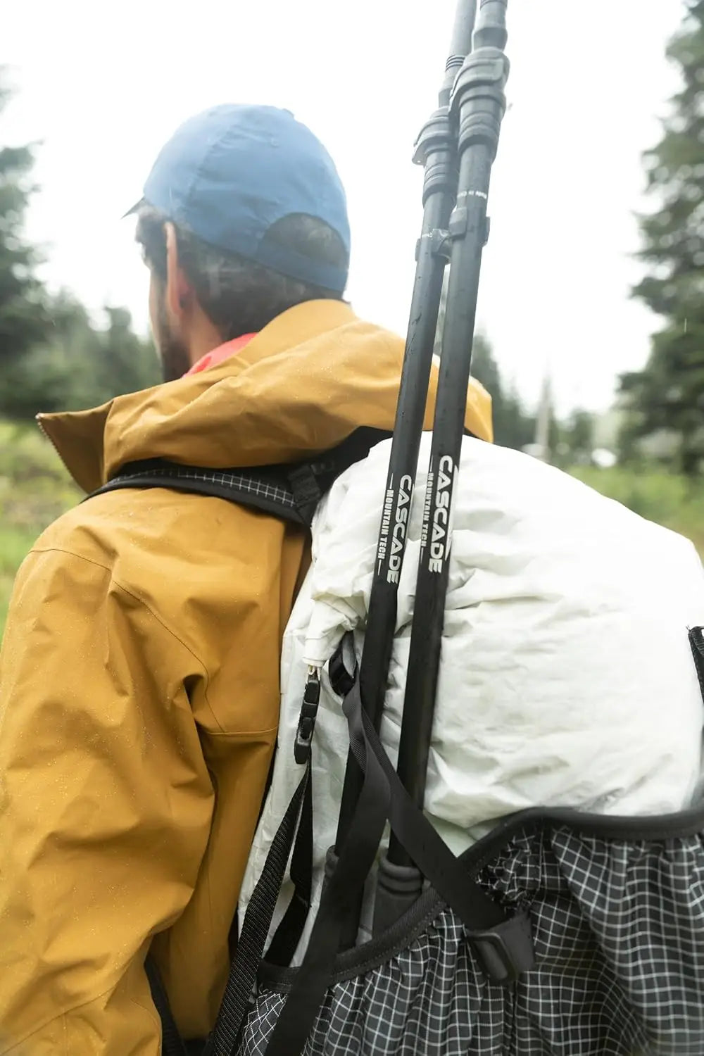 Carbon Fiber Trekking Poles Lightweight Adjustable With Quick Lock